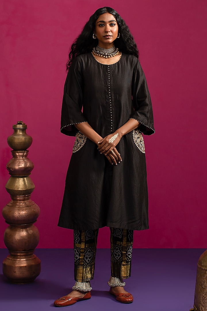 Black Silk Chanderi Embroidered Kurta Set by Pink City By Sarika at Pernia's Pop Up Shop