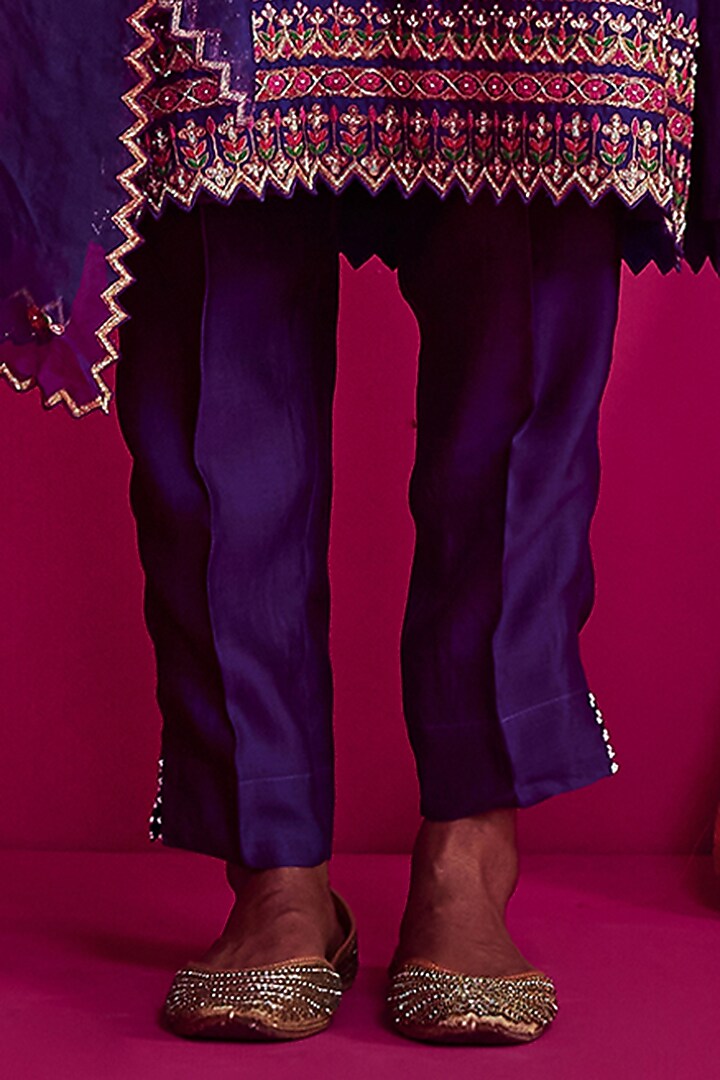 Purple Embroidered Kurta Set by Pink City By Sarika at Pernia's Pop Up Shop