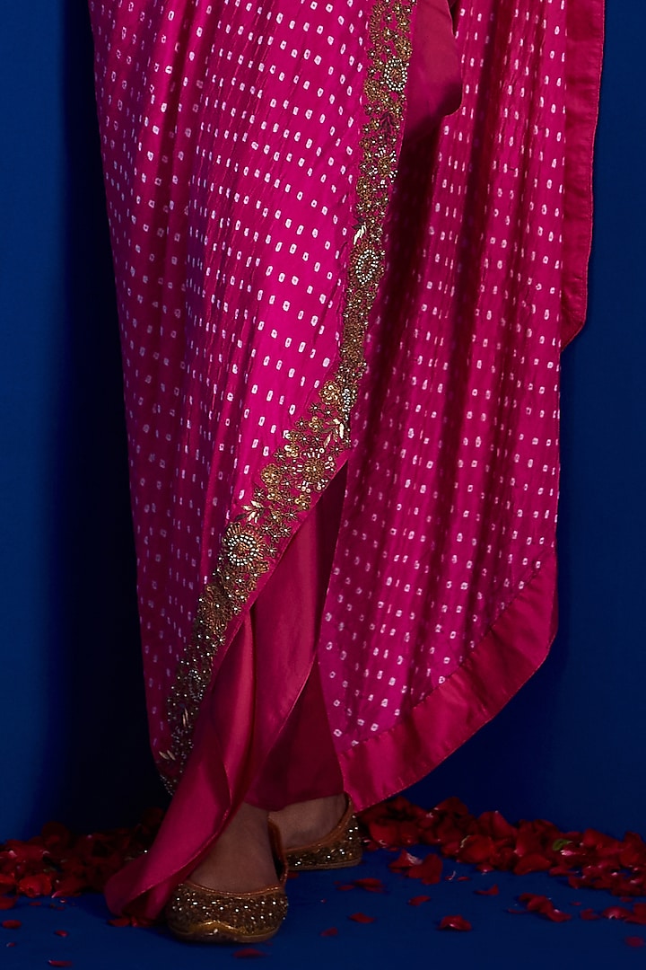 Pink Embroidered Wedding Saree Set by Pink City By Sarika at Pernia's Pop Up Shop