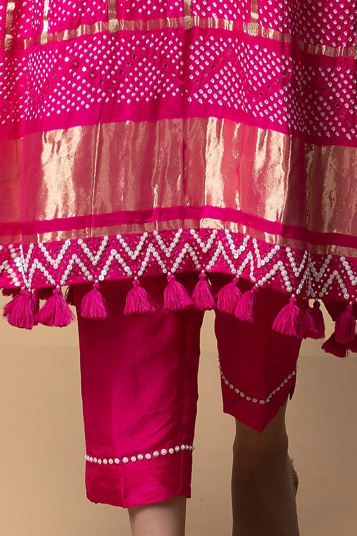 Pink & Orange Ombre Embellished Kurta Set by Pink City By Sarika at Pernia's Pop Up Shop