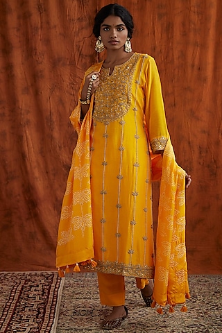 Yellow Pearls Embroidered Kurta Set by Pink City By Sarika
