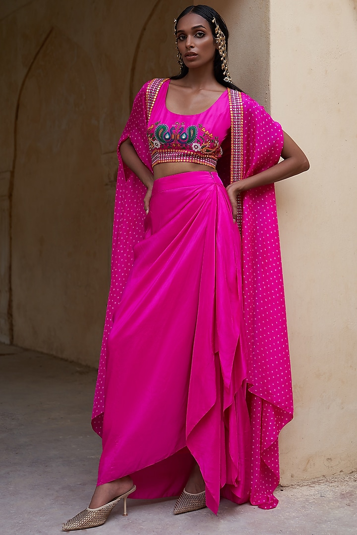 Hot Pink Silk Bandhej Cape Set by Pink City By Sarika at Pernia's Pop Up Shop