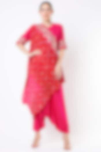 Fuchsia Silk Linen Matka Dhoti Set by Pink City By Sarika at Pernia's Pop Up Shop
