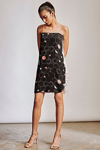 Black & White Printed Crepe Dress by Pocket Stories