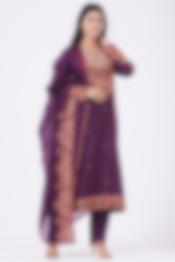 Purple Mirror Embroidered Kurta Set by Petticoat Lane