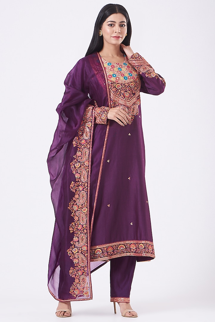 Purple Mirror Embroidered Kurta Set by Petticoat Lane