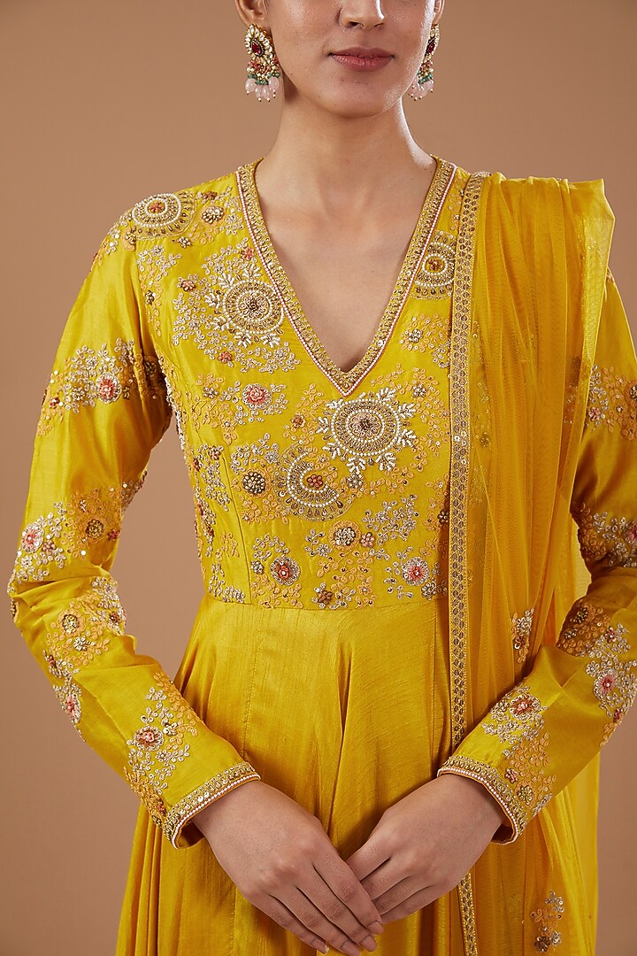 Yellow Bemberg Silk & Chanderi Shimmer Dori Embroidered Asymmetric Wedding Anarkali Set by Petticoat Lane at Pernia's Pop Up Shop