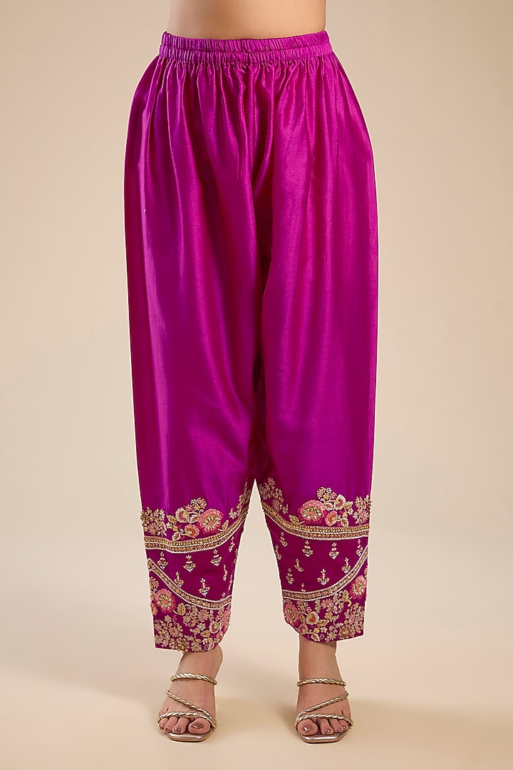Pink Shimmer Brocade Chanderi Hand & Machine Embroidered Kurta Set by Petticoat Lane at Pernia's Pop Up Shop