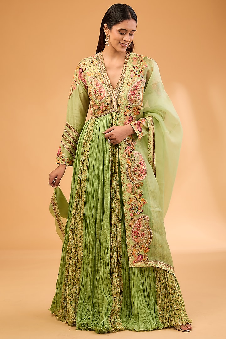 Green Jamawar Printed Kalidar Anarkali Set by Petticoat Lane at Pernia's Pop Up Shop