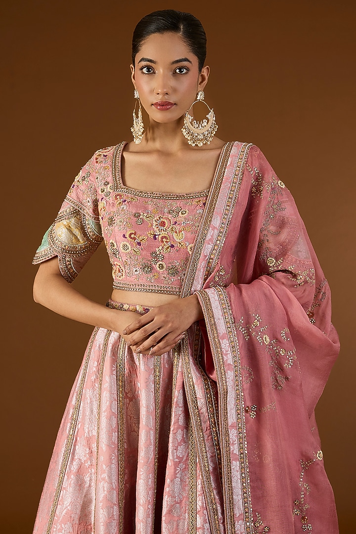 Lilac Brocade Hand & Machine Embroidered Kali Bridal Lehenga Set by Petticoat Lane at Pernia's Pop Up Shop