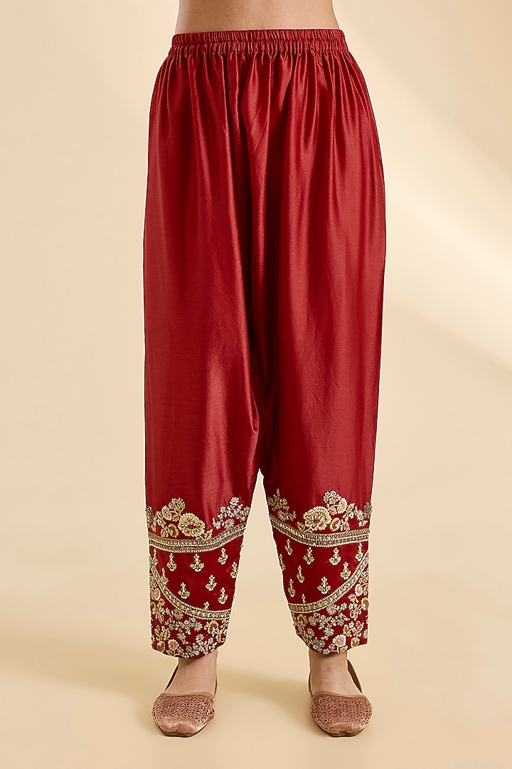 Red Chanderi & Brocade Hand Embroidered Short Kurta Set by Petticoat Lane at Pernia's Pop Up Shop