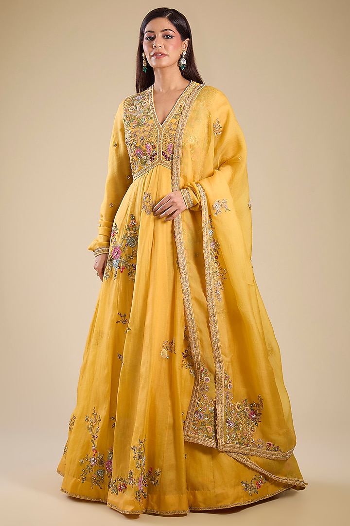 Yellow Chanderi Hand & Machine Embroidered Kalidar Bridal Anarkali Set by Petticoat Lane at Pernia's Pop Up Shop