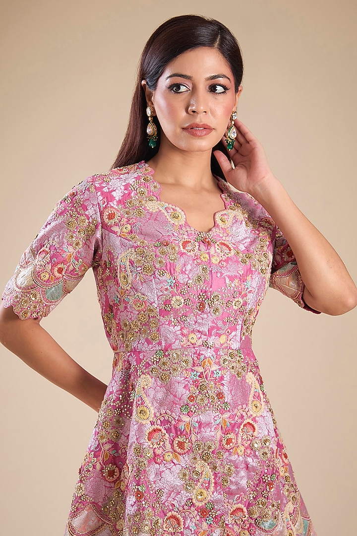 Rose Pink Brocade & Chanderi Patchwork Kurta Set by Petticoat Lane at Pernia's Pop Up Shop