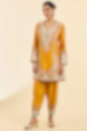 Mustard Brocade & Chanderi Patchwork Kurta Set by Petticoat Lane at Pernia's Pop Up Shop