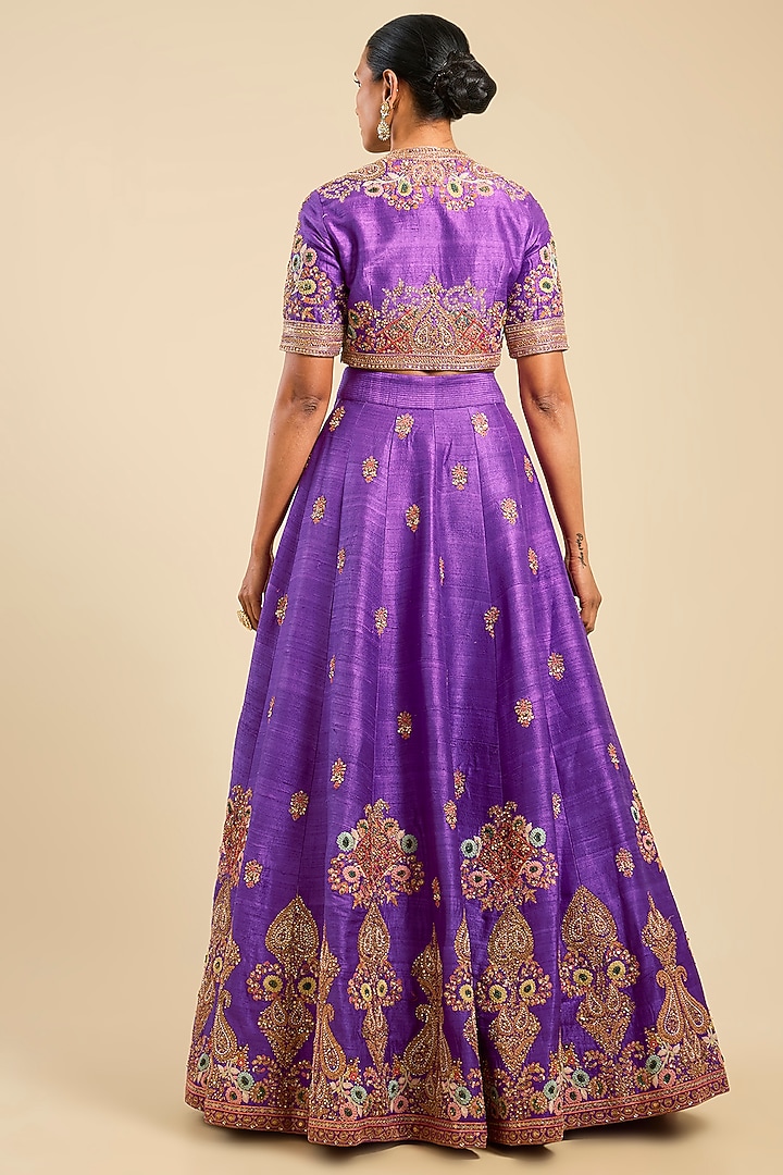 Orchid Dupion Boota Work Kali Bridal Lehenga Set by Petticoat Lane at Pernia's Pop Up Shop