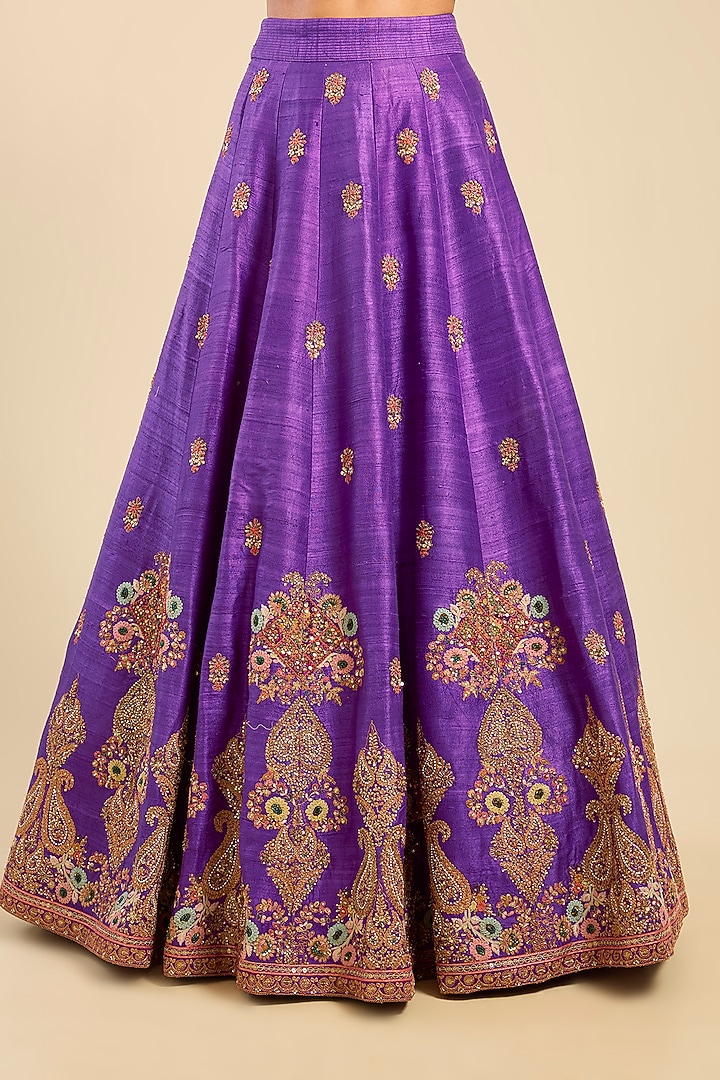 Orchid Dupion Boota Work Kali Bridal Lehenga Set by Petticoat Lane at Pernia's Pop Up Shop