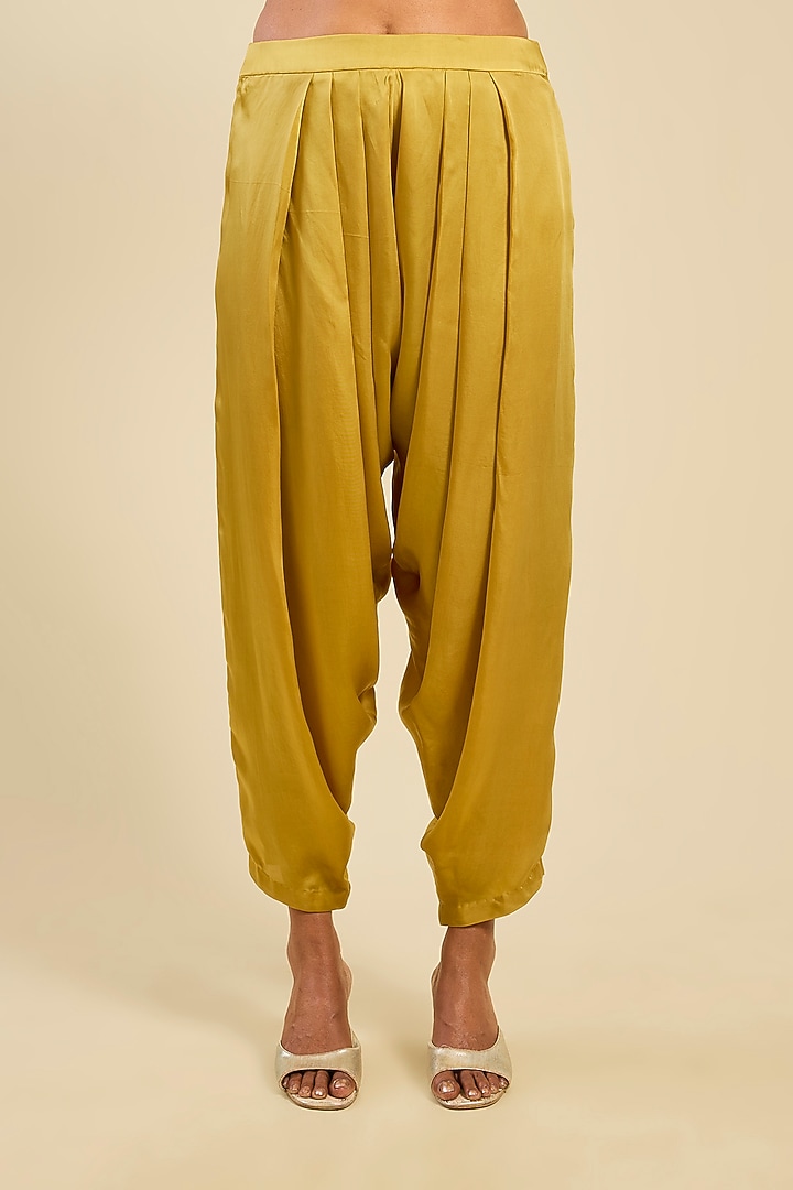 Mehendi Green Dupion & Satin Dhoti Set by Petticoat Lane at Pernia's Pop Up Shop