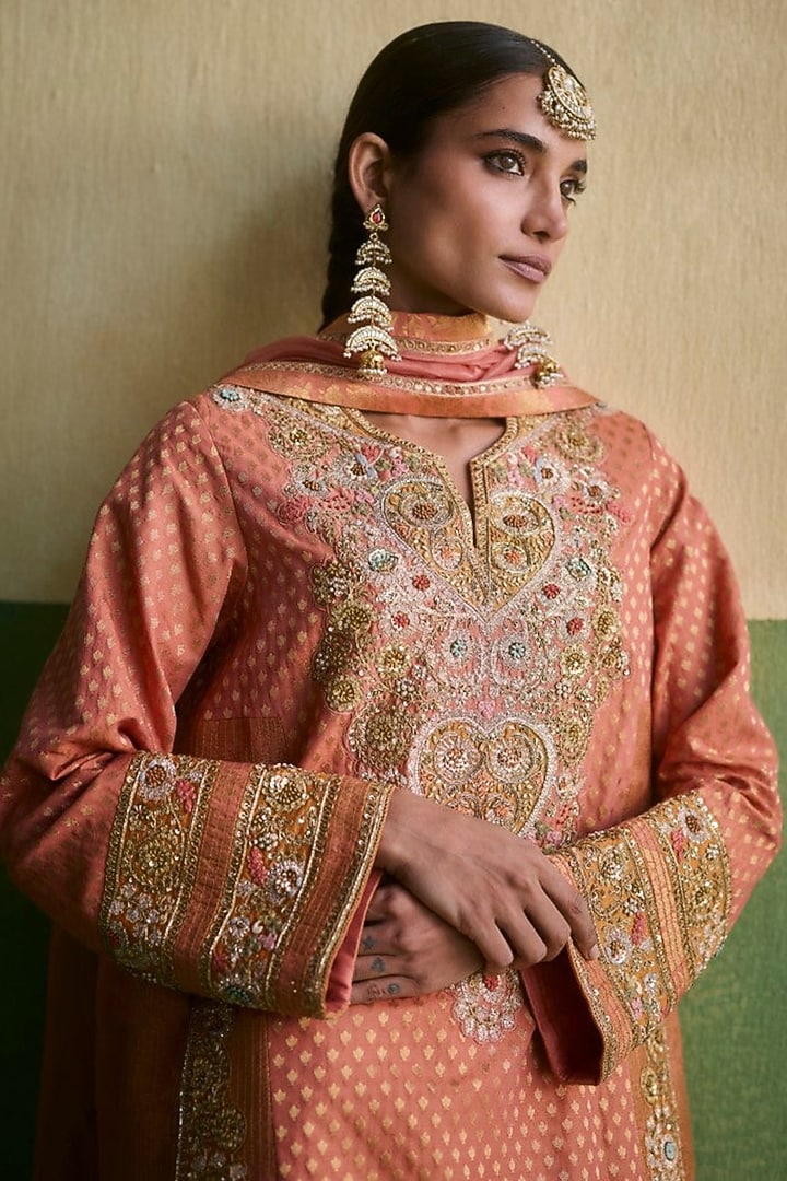Rose Pink Brocade Embroidered Kurta Set by Petticoat Lane at Pernia's Pop Up Shop