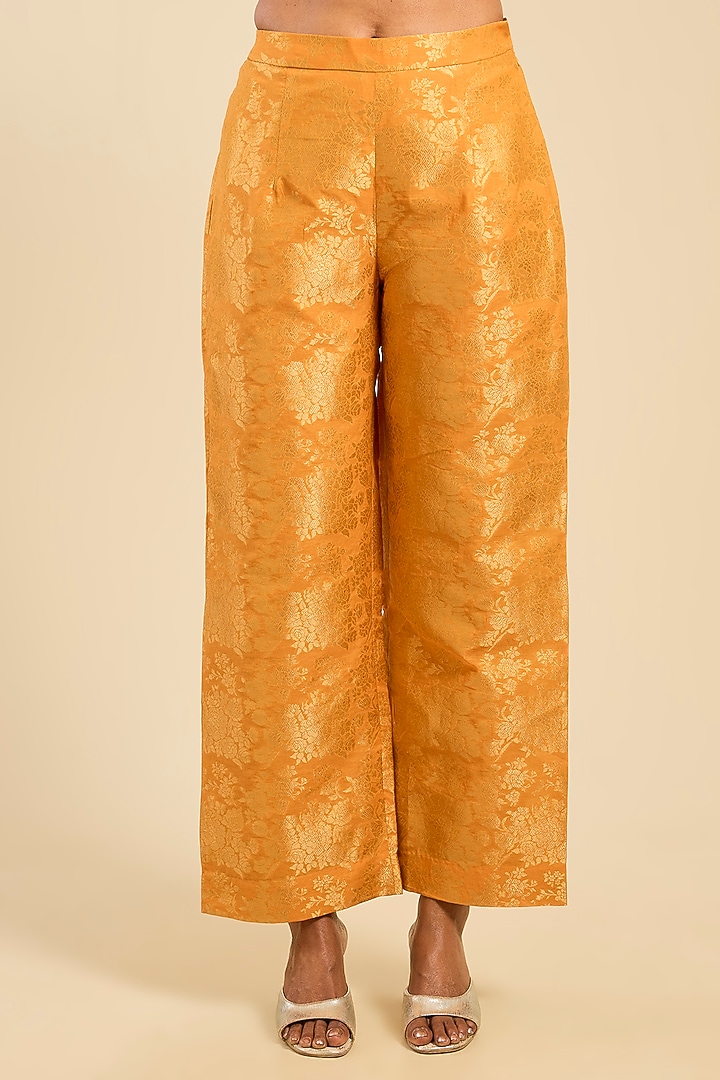 Orange Chanderi Boota Work Long Kurta Set by Petticoat Lane at Pernia's Pop Up Shop