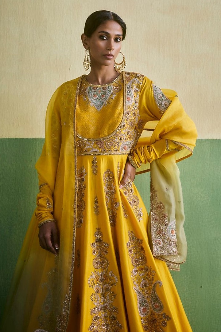 Mango Yellow Chanderi Embroidered Kalidar Bridal Anarkali Set by Petticoat Lane at Pernia's Pop Up Shop