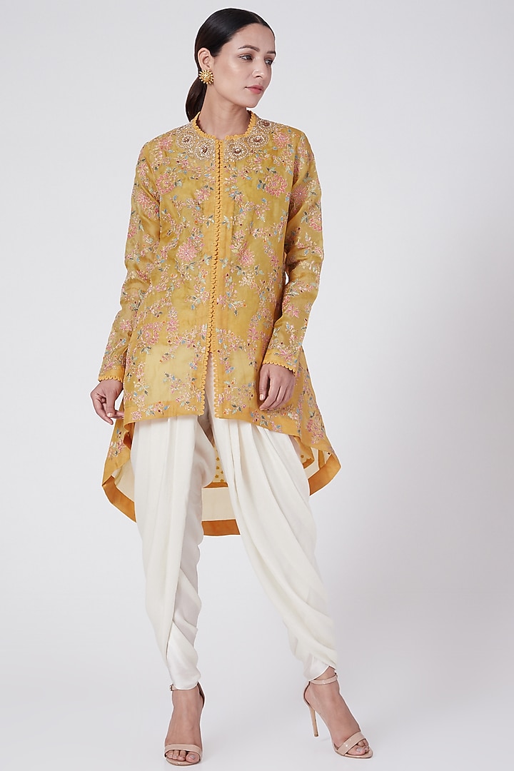 Yellow & White Kurta Set by Petticoat Lane at Pernia's Pop Up Shop