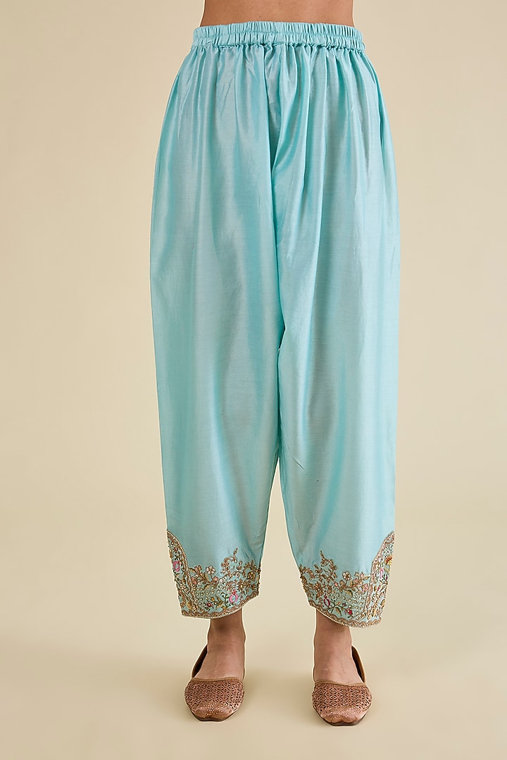 Aqua Chanderi Hand Embroidered Kurta Set by Petticoat Lane at Pernia's Pop Up Shop