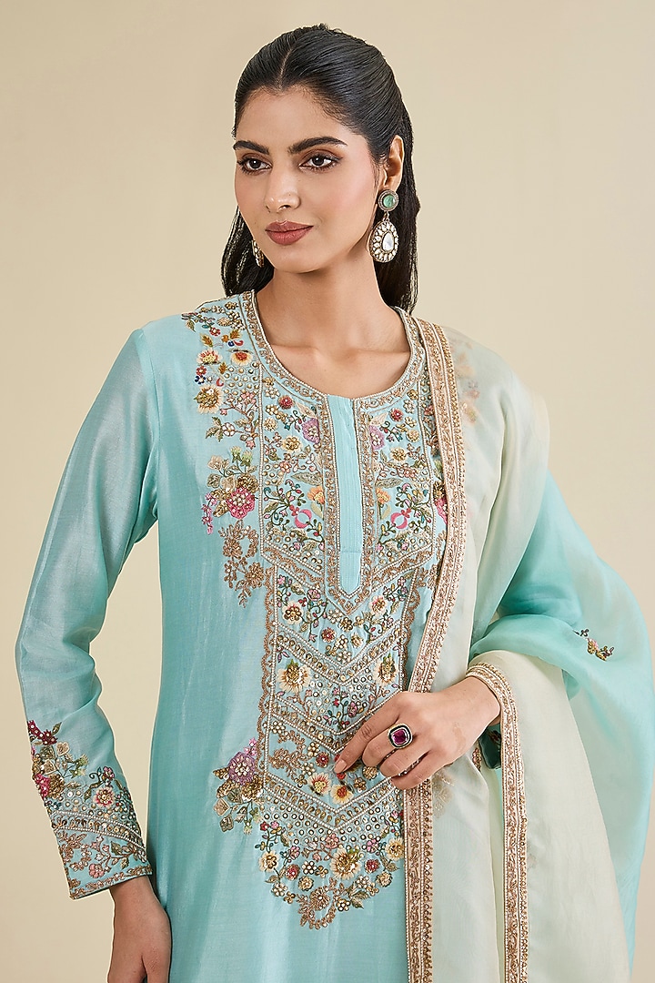 Aqua Chanderi Hand Embroidered Kurta Set by Petticoat Lane at Pernia's Pop Up Shop