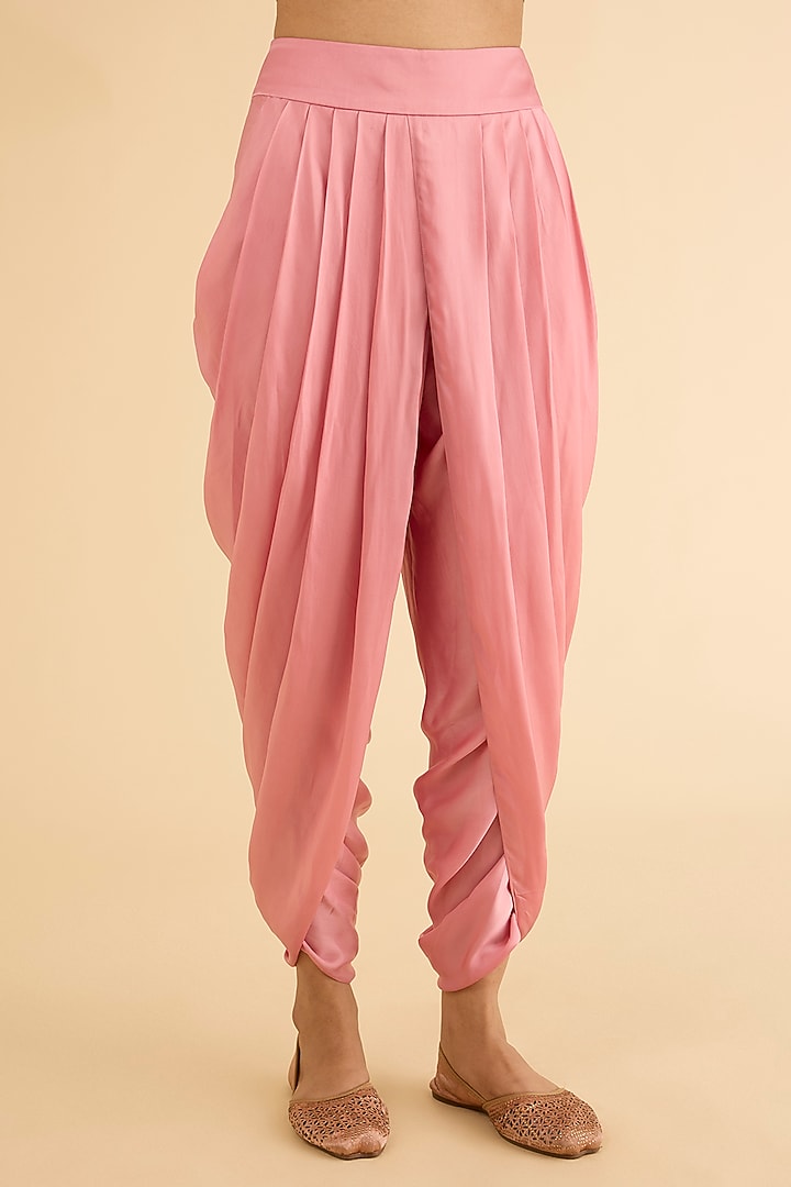 Lilac Dupion Silk Hand & Machine Embroidered Asymmetrical Kurta Set by Petticoat Lane at Pernia's Pop Up Shop