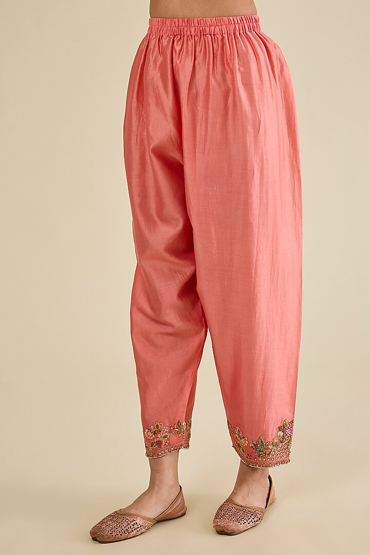 Peach Chanderi Hand Embroidered Kurta Set by Petticoat Lane at Pernia's Pop Up Shop
