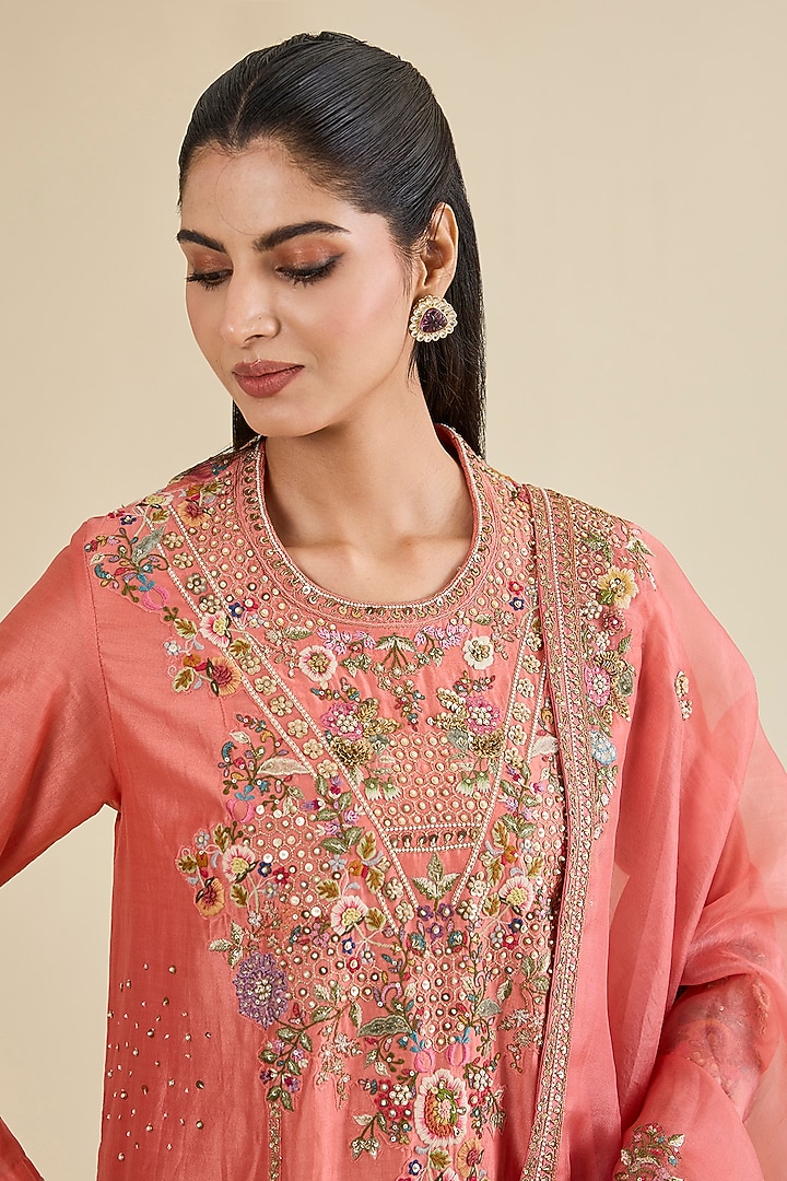 Peach Chanderi Hand Embroidered Kurta Set by Petticoat Lane at Pernia's Pop Up Shop
