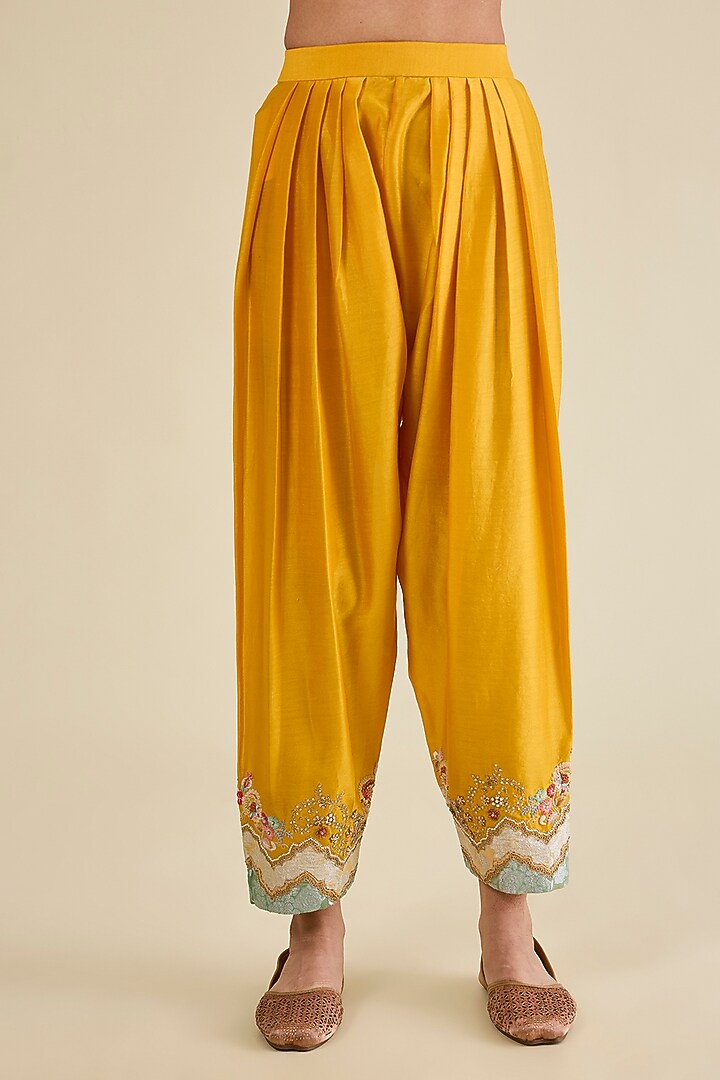 Mustard Chanderi & Brocade Patchwork Kurta Set by Petticoat Lane at Pernia's Pop Up Shop
