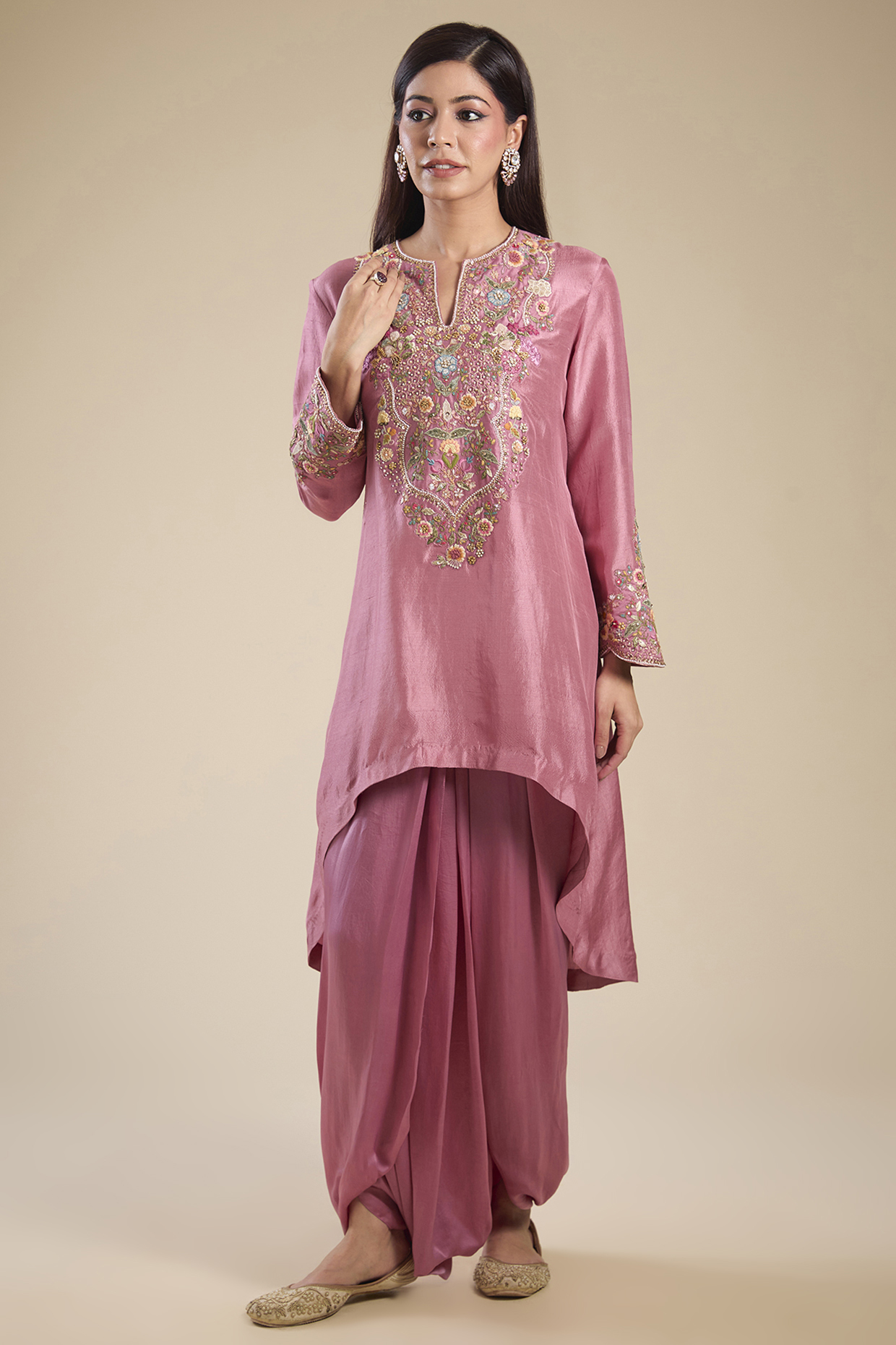 Lilac Dupion Silk Hand & Machine Embroidered Asymetrical Kurta Set by Petticoat Lane at Pernia's Pop Up Shop