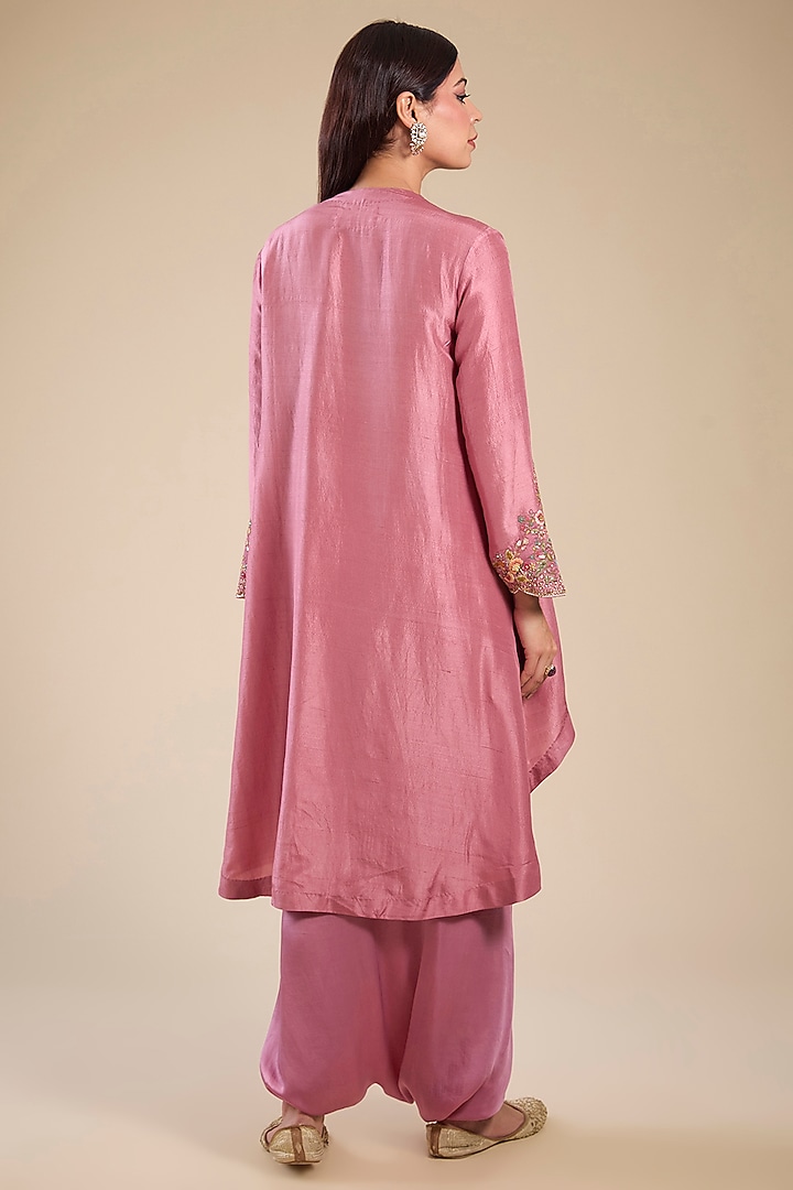 Lilac Dupion Silk Hand & Machine Embroidered Asymetrical Kurta Set by Petticoat Lane at Pernia's Pop Up Shop
