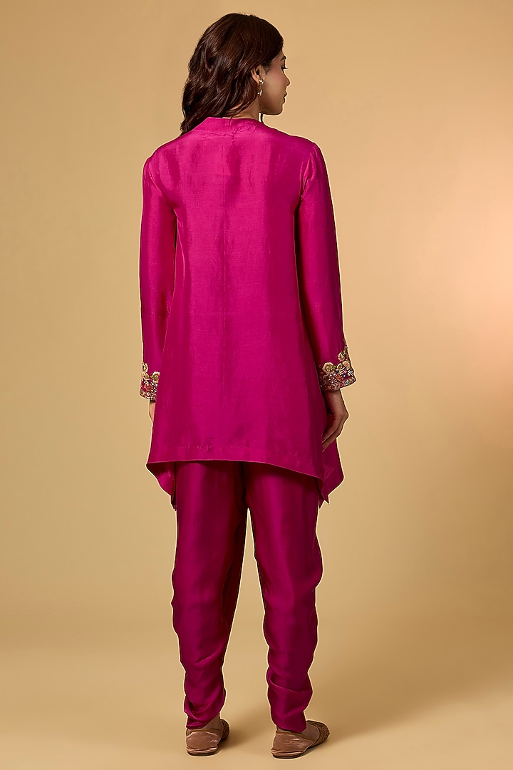Fuchsia Pink Dupion Silk Hand & Machine Embroidered Kurta Set by Petticoat Lane at Pernia's Pop Up Shop