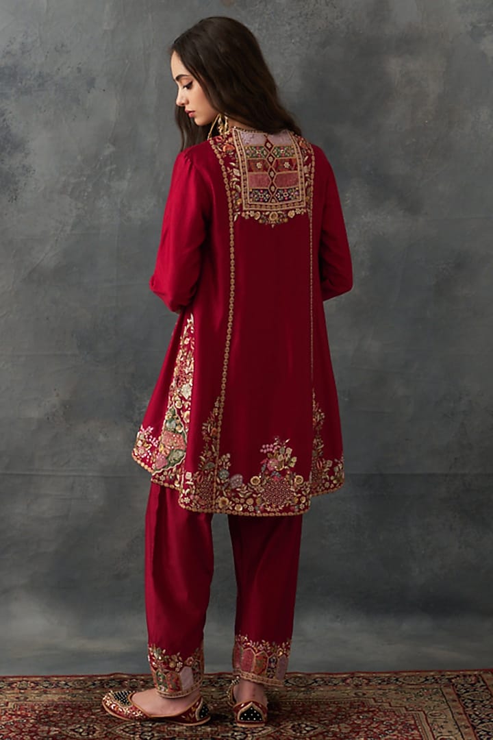 Red Chanderi Patch Work Kurta Set by Petticoat Lane at Pernia's Pop Up Shop