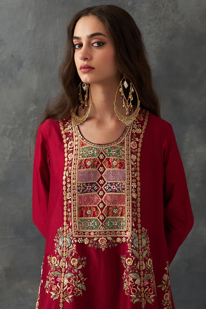 Red Chanderi Patch Work Kurta Set by Petticoat Lane at Pernia's Pop Up Shop