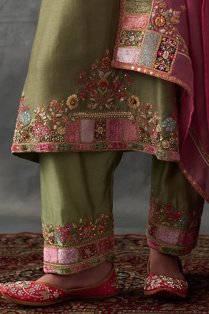 Olive Chanderi & Organza Patch Work Kurta Set by Petticoat Lane at Pernia's Pop Up Shop