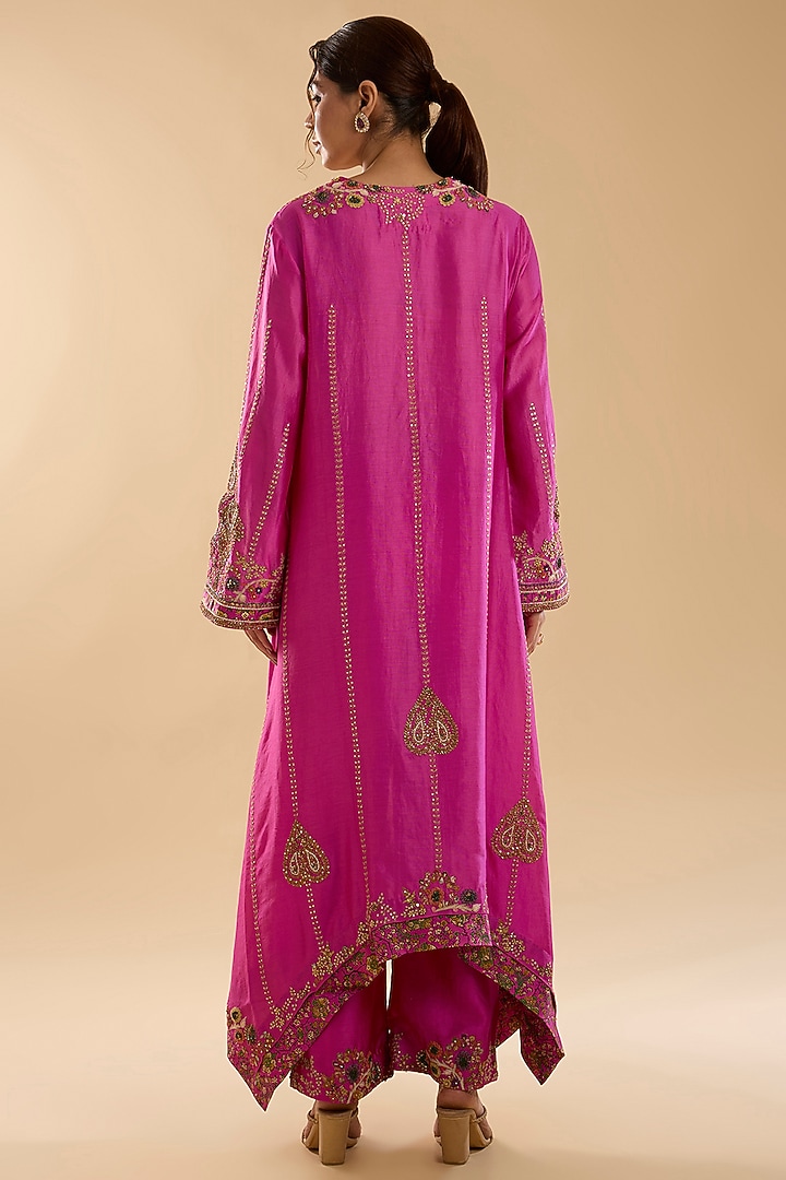 Fuchsia Pink Chanderi Embroidered Kurta Set by Petticoat Lane at Pernia's Pop Up Shop