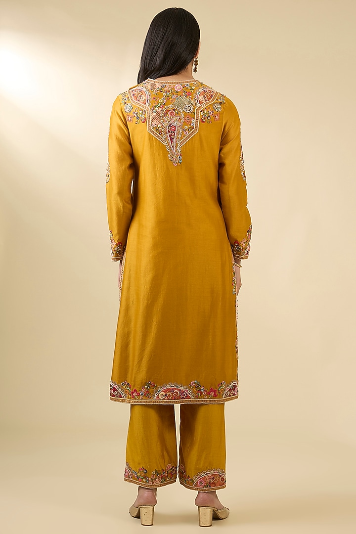 Mustard Chanderi Patchwork Kurta Set by Petticoat Lane at Pernia's Pop Up Shop
