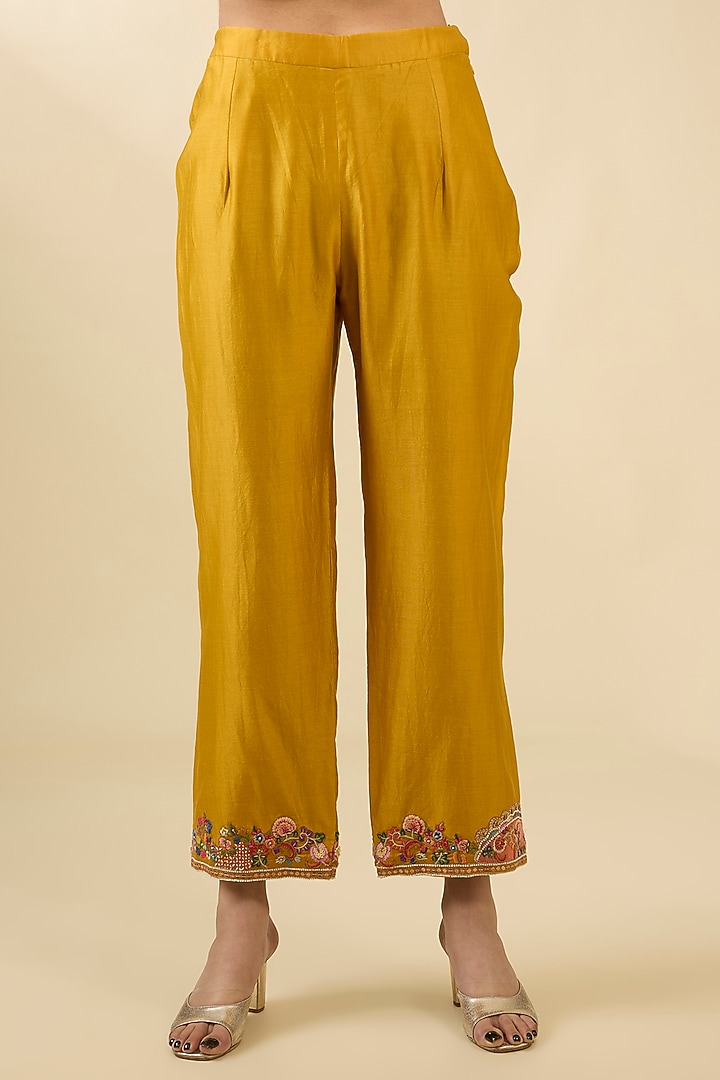 Mustard Chanderi Patchwork Kurta Set by Petticoat Lane at Pernia's Pop Up Shop