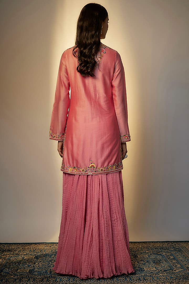 Gulaal Pink Crushed Skirt Set by Petticoat Lane at Pernia's Pop Up Shop