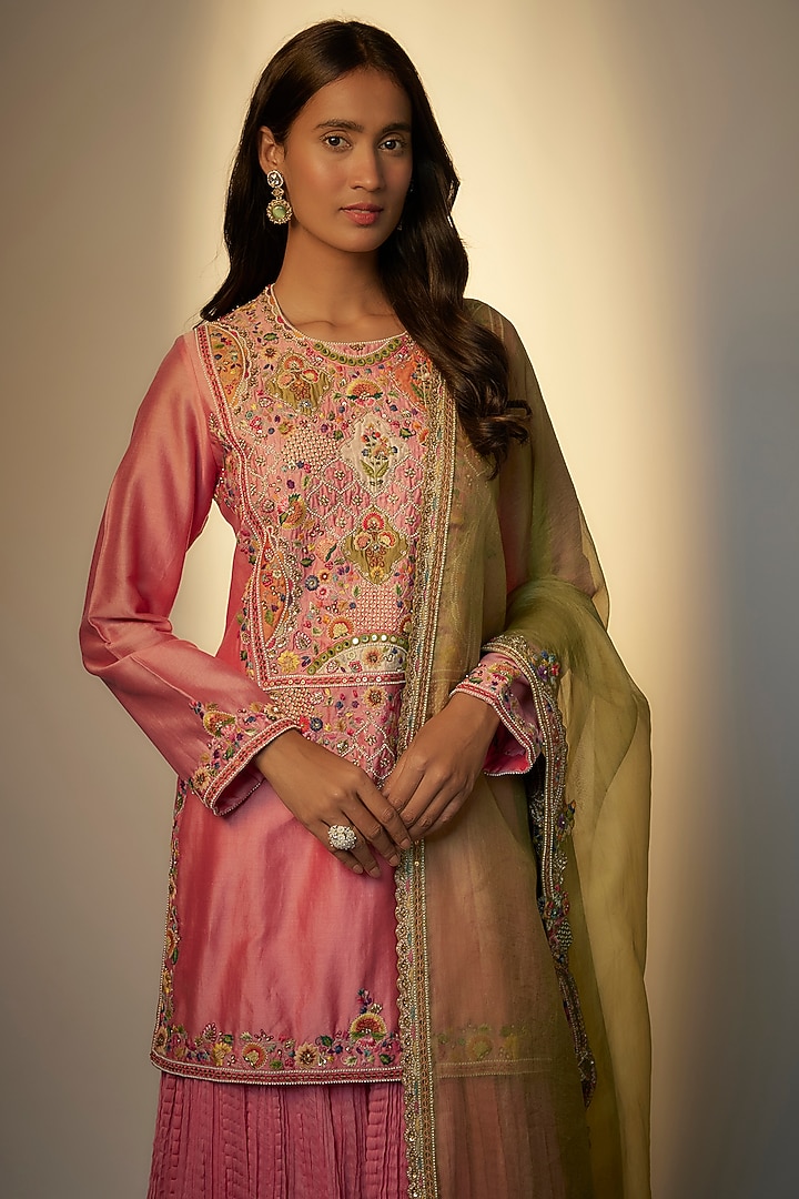 Gulaal Pink Crushed Skirt Set by Petticoat Lane at Pernia's Pop Up Shop
