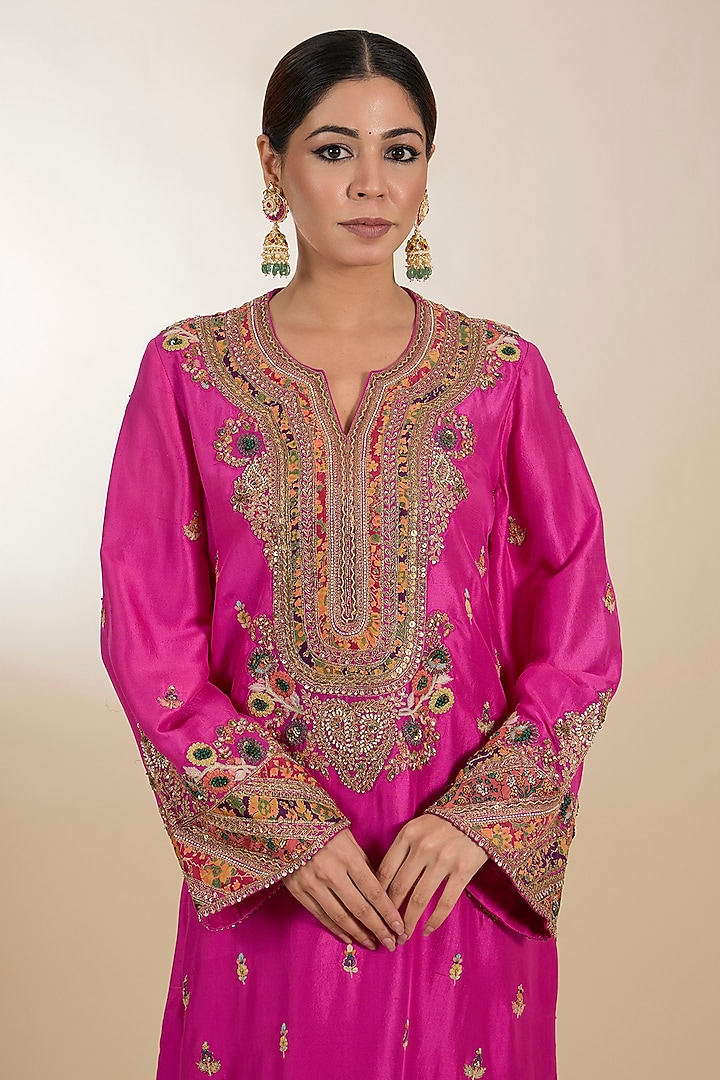 Fuchsia Dupion Floral Boota Work Kurta Set by Petticoat Lane at Pernia's Pop Up Shop