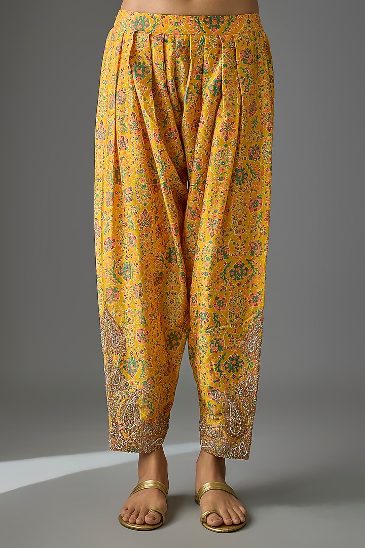 Mustard Chanderi Kurta Set by Petticoat Lane at Pernia's Pop Up Shop
