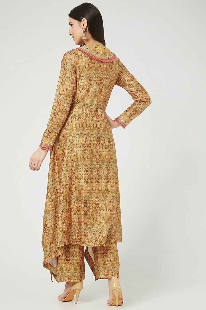 Mustard Printed Kurta Set by Petticoat Lane at Pernia's Pop Up Shop
