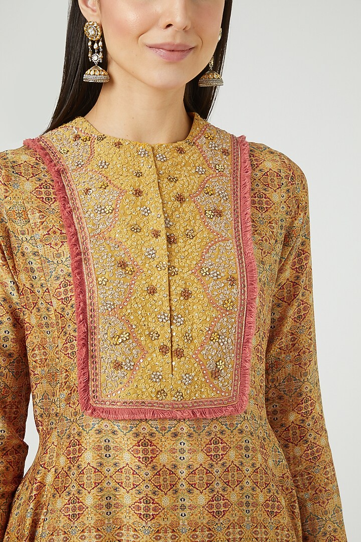 Mustard Printed Kurta Set by Petticoat Lane at Pernia's Pop Up Shop