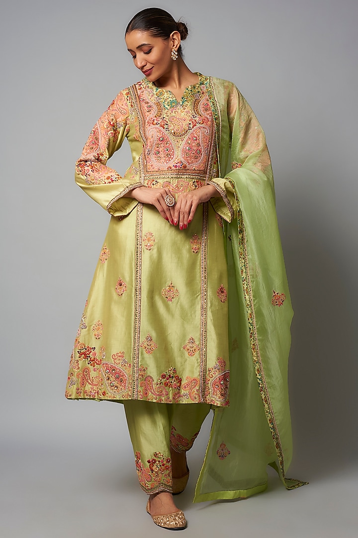 Green Chanderi & Organza Jamewar A-Line Kurta Set by Petticoat Lane at Pernia's Pop Up Shop