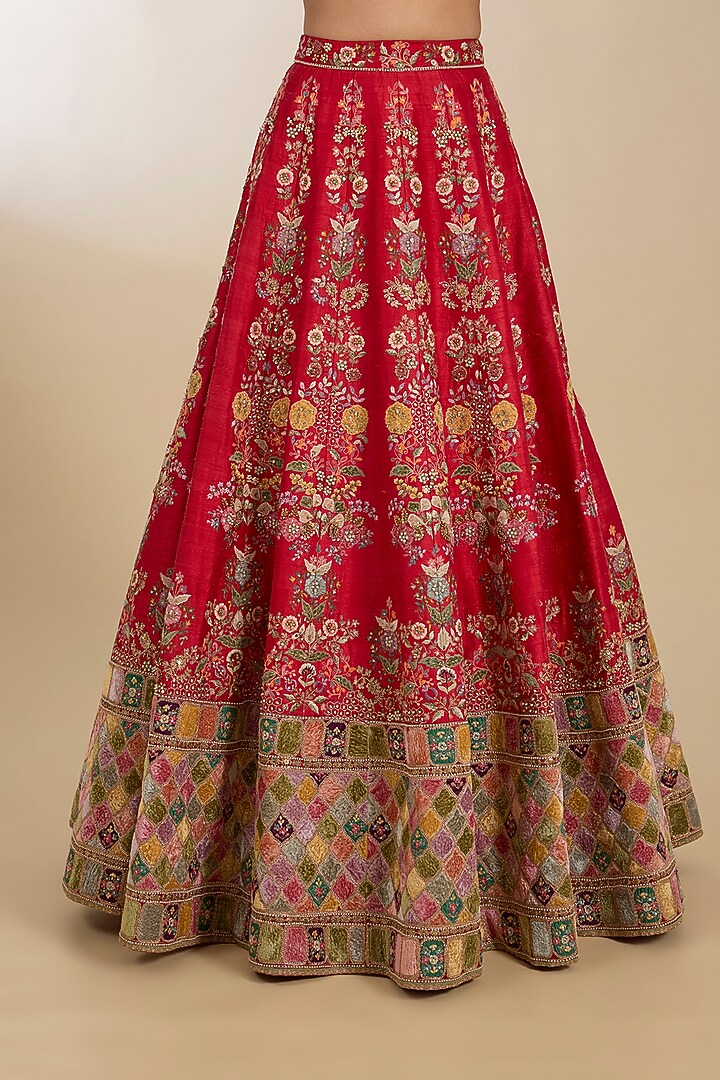 Red Raw Silk Boota Embroidered Bridal Lehenga Set by Petticoat Lane at Pernia's Pop Up Shop