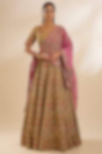 Mustard Raw Silk Embroidered Bridal Lehenga Set by Petticoat Lane at Pernia's Pop Up Shop