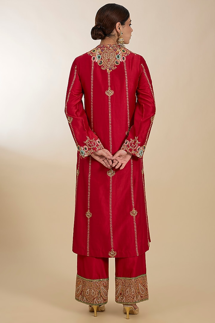 Red Chanderi Hand Embroidered Kurta Set by Petticoat Lane at Pernia's Pop Up Shop
